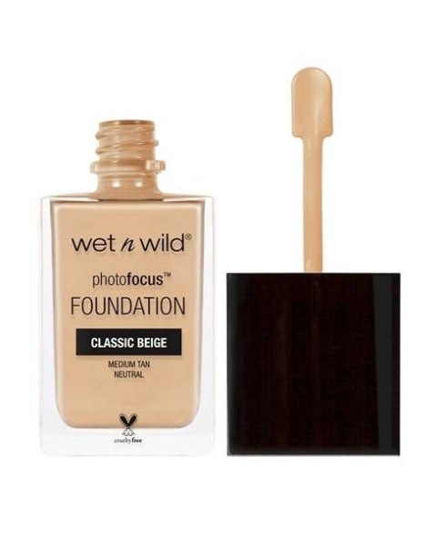 Wet n Wild Classic Beige Photo Focus Podkład 30ml (W) (P2)